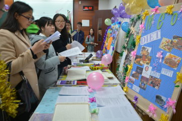 免费足球直播
多门课程教学成果展示会(Open House)成功举行
